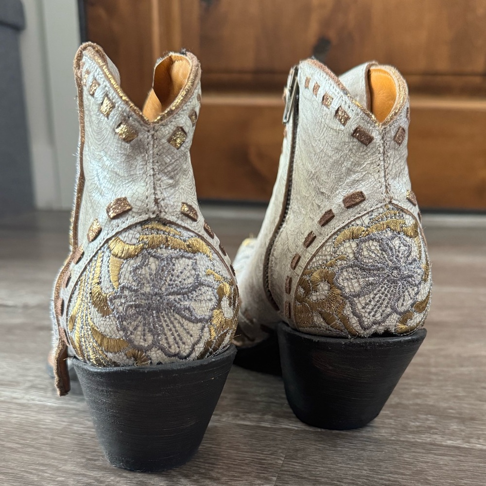 Old gringo Erin short boots. - Picture 3 of 9